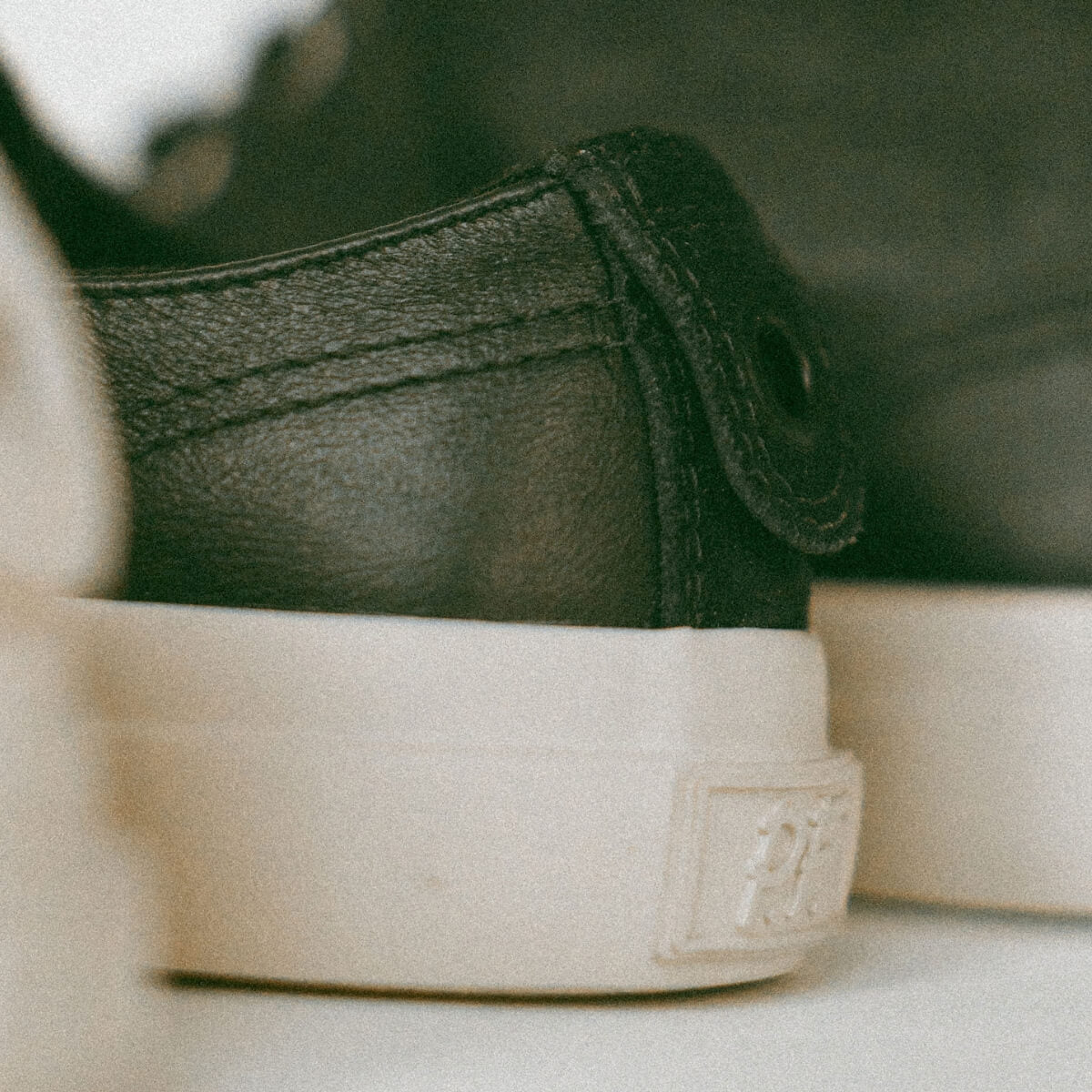 All-American Low-Top Black/Sea Salt