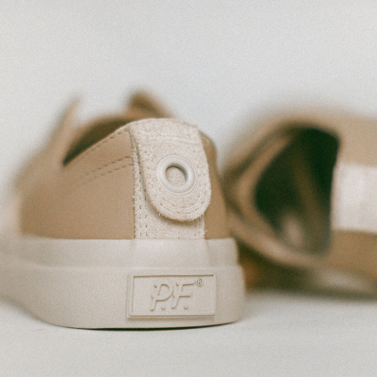 All-American Low-Top Taupe/Sea Salt