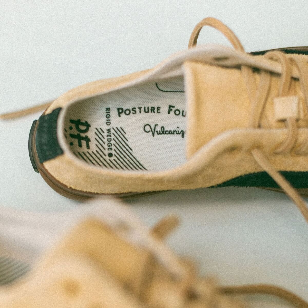 Grounder Low-Top Wheat/Gum